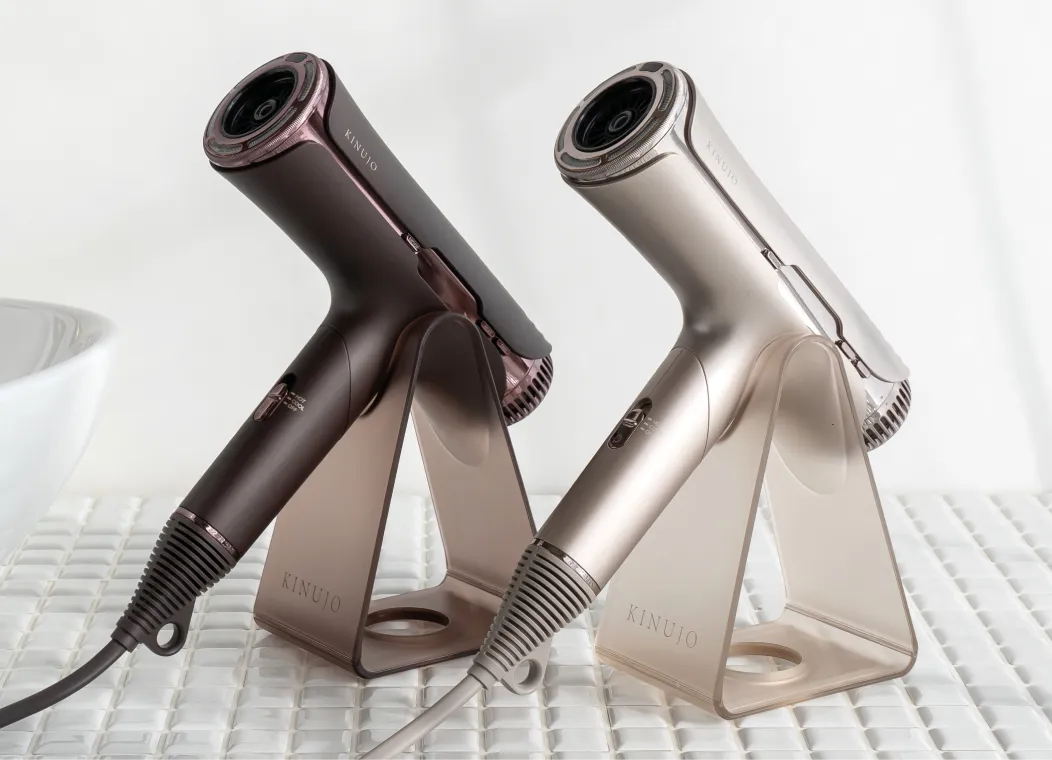 KINUJO Silk Premium Dryer(ｼﾙｸ ﾌﾟﾚﾐｱﾑ ﾄﾞﾗｲﾔｰ) ｸﾘｱｼﾙﾊﾞｰ